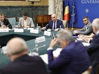 Cum fentează primarii din Bihor concedierile cerute de Bolojan Foto: Guvernul României