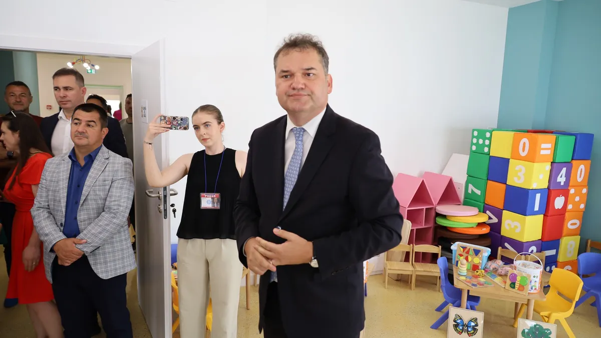 Ministerul Dezvoltării pare să fi abandonat desființarea ANL, cu care Cseke Atilla se lăuda în aprilie Foto: Facebook