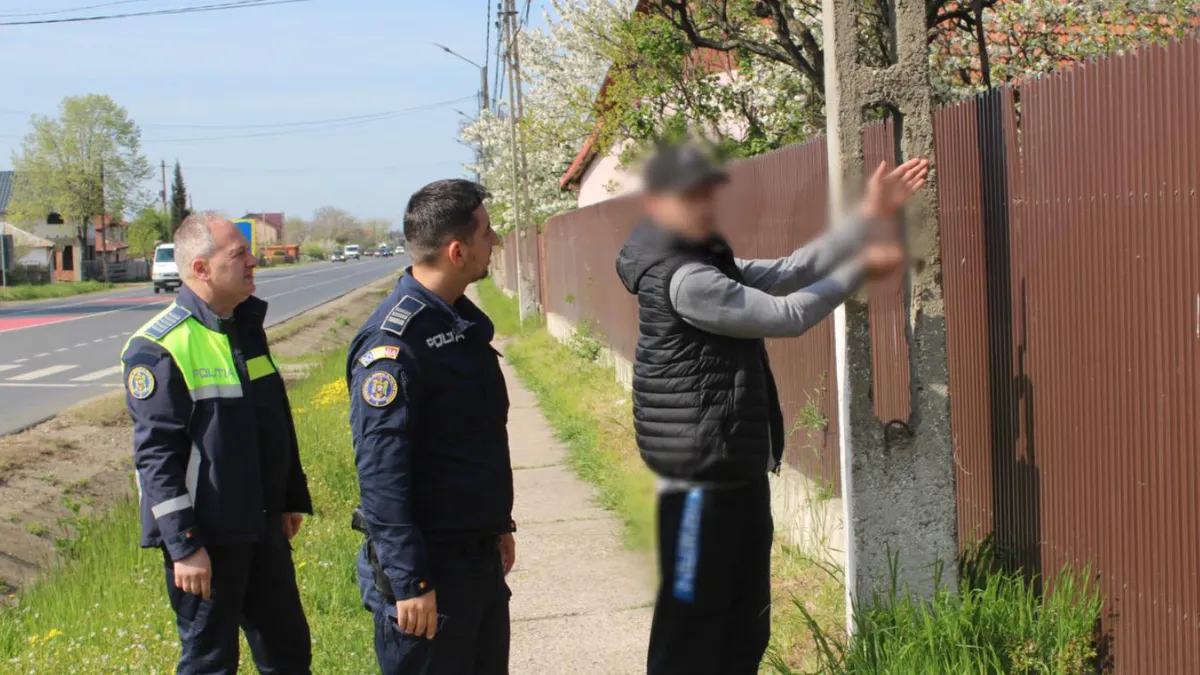 Bătaia cu parul a avut loc lângă gardul celui hărțuit (sursa: Facebook/Poliția Română)