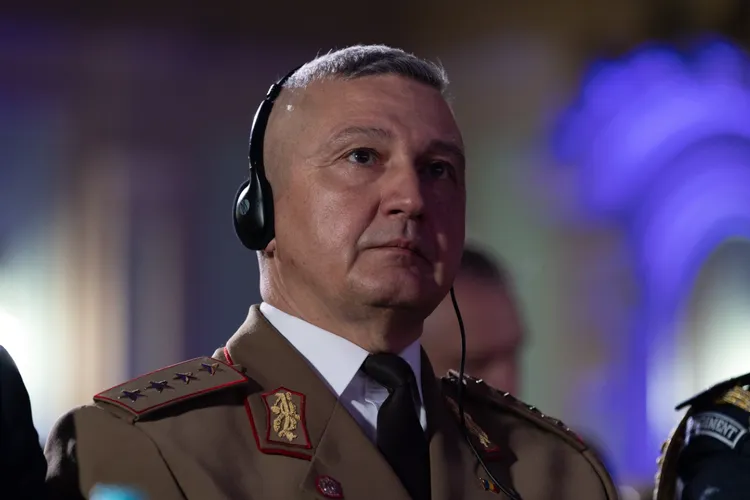 Breșele de securitate IT din MApN de care au profitat hackerii ruși i-au fost semnalate generalului Vlad, șeful Statului Major. Acesta le-a ignorat (sursa: Facebook/Șeful Statului Major al Apărării)