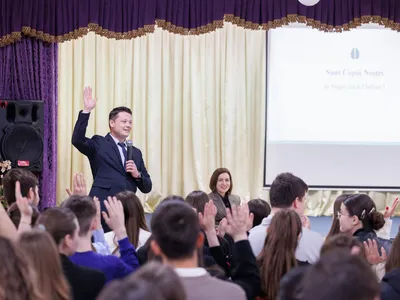 În R. Moldova se poate: 75% dintre primării se unesc, vor rămâne 10 raioane din 33. În România sunt 3.180 primari, din care 97% sunt PSD, PNL, UDMR