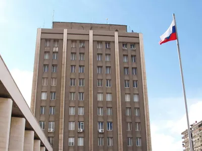 Rusia repatriază personalul diplomatic din Siria (sursa: Facebook/Russian Embassy in Syria)