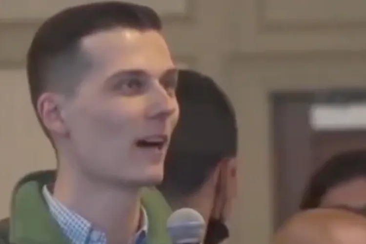 Românul din SUA și Charlie Kirk (sursa: X/White Pigeon🇷🇴)