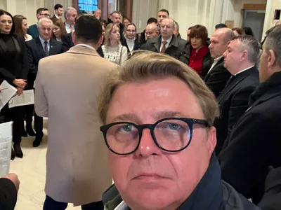 AUR, demers fără precedent: cere CCR suspendarea lui Nicușor Dan „din motive medicale” Foto: Facebook Cristian Vintu