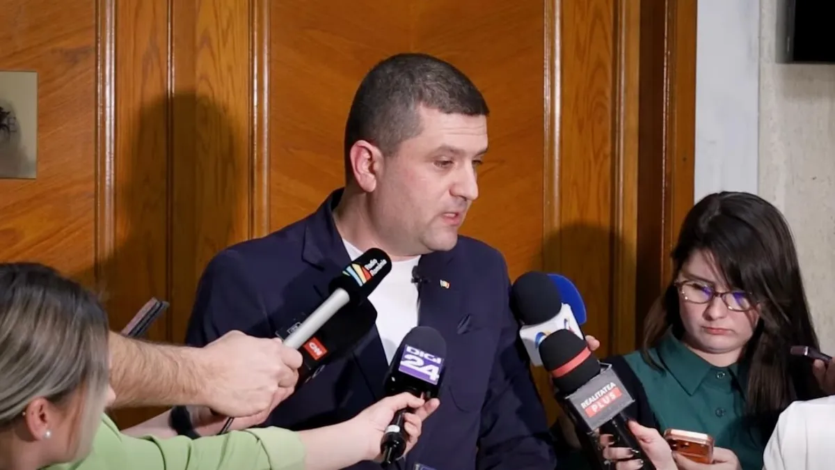 Fără aeronave cu încărcătură ofensivă din România (sursa: Facebook/Radu Miruță)