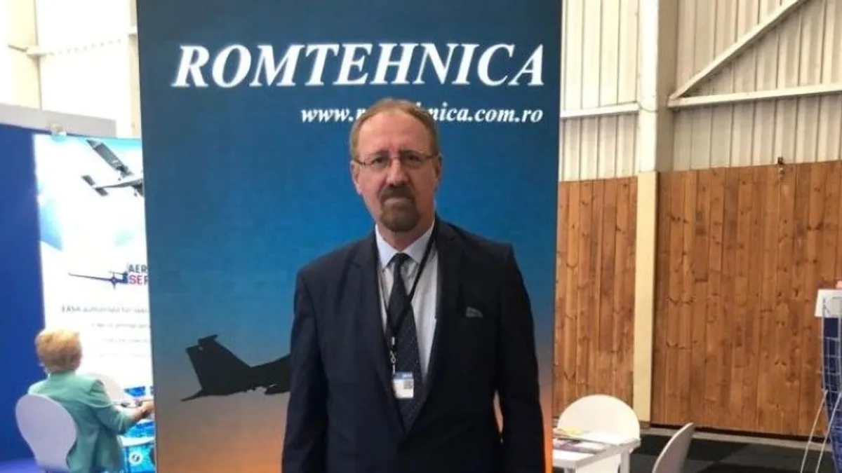 Mișa Popic, pensionar născut pe la 1949, conduce acum Avioane Craiova Foto: Facebook Competitive Intelligence Romania, 2019
