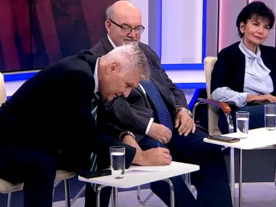 Viitorul ministru PSD al Economiei, Daniel Zamfir, a dat în scris, acum 10 zile, că nu va vota guvernul Luca Niculescu