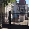 Încă e o afacere bună să ai certificat de revoluționar: spațiu central închiriat pe sume mici, subînchiriat la triplu