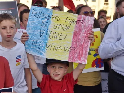 Miting de susținere a lui Viorel Pașca, la Oradea. Peste 3.000 de participanți, apreciază TVR