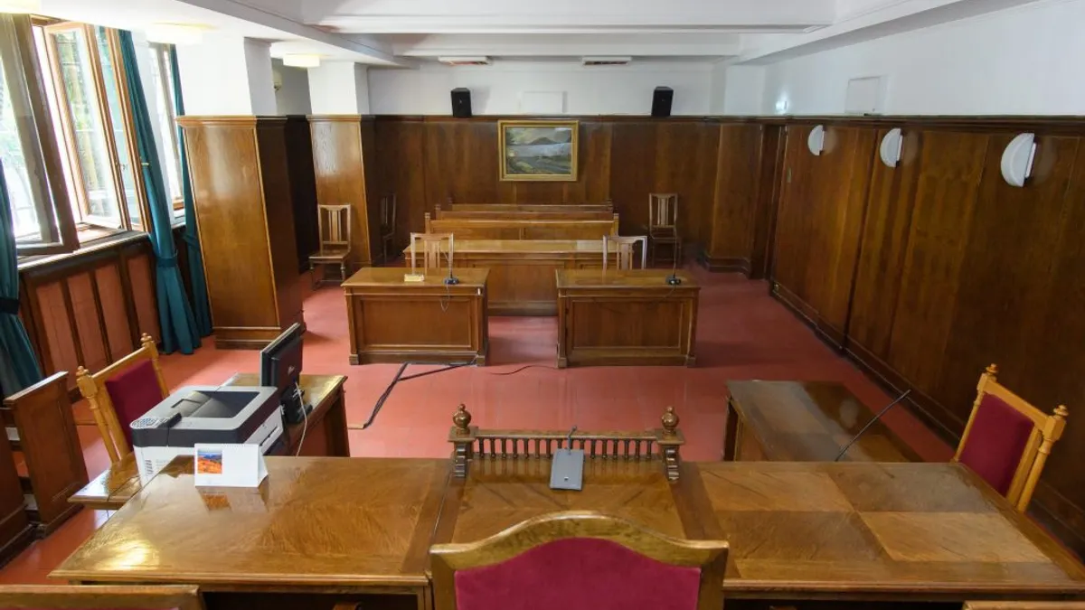 Încă o decizie halucinantă a ICCJ în favoarea pensionarilor speciali Foto: ICCJ