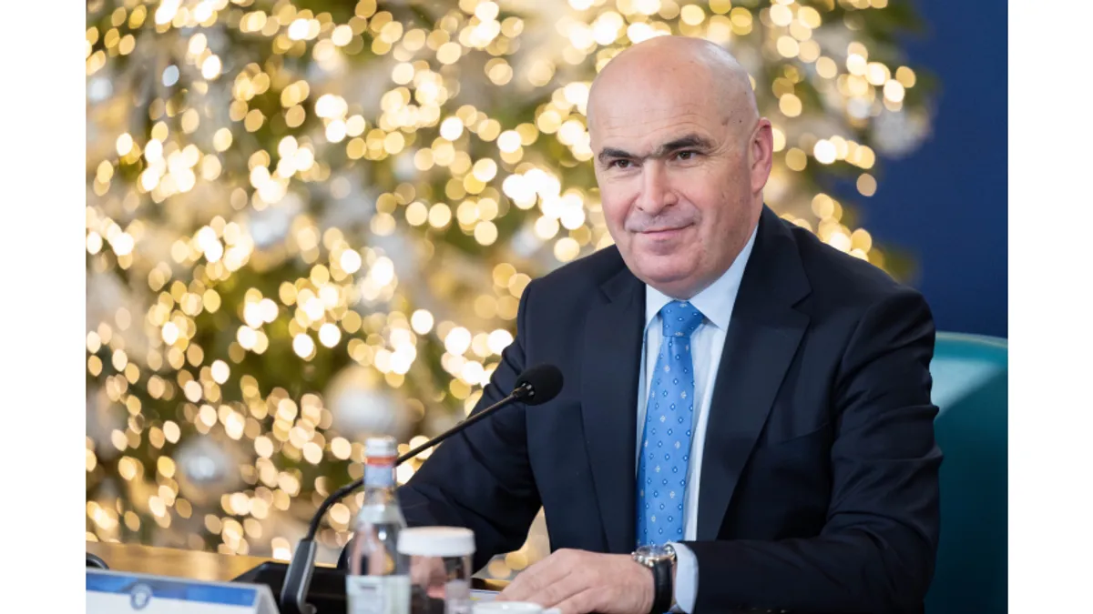 Guvernul a adoptat o ordonanță de urgență care forțează primăriile să crească taxele locale Foto: Guvernul României