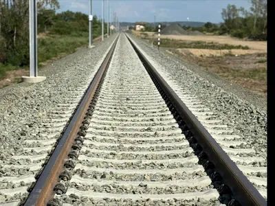 Trenurile spre Henri Coandă, suspendate temporar (sursa: Facebook/CFR Infrastructura)