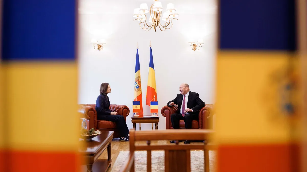Maia Sandu îi redă cetățenia lui Băsescu și spune că îl așteaptă „acasă” Foto: Facebok