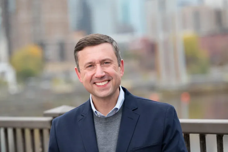 Democrații americani creează „cabinetul de război” (sursa: Facebook/Ken Martin)