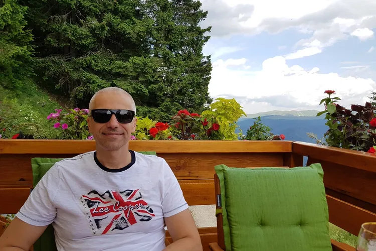 Ministrul Justiției, Radu Marinescu, invită magistrații pensionari să revină la serviciu, păstrând o parte din pensie Foto: Facebook