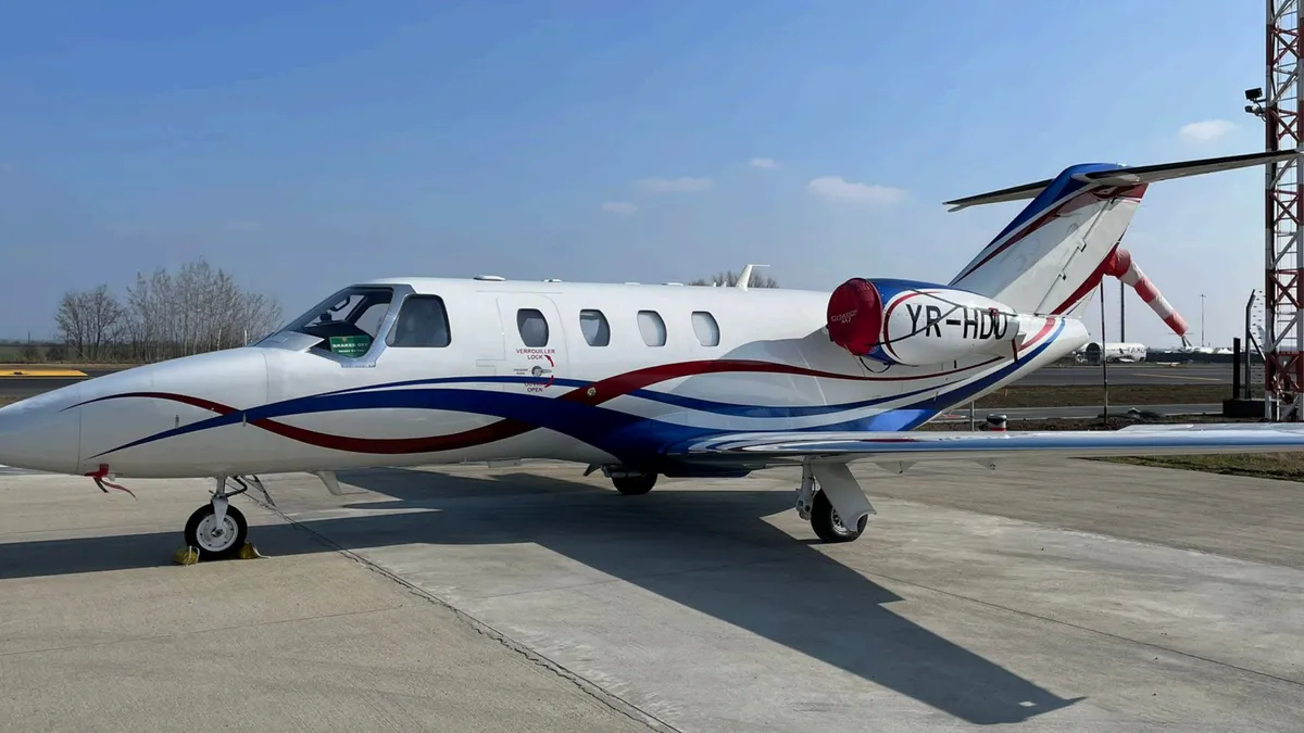 Ce a făcut Umbrărescu după ce patru muncitori i-au murit pe șantier: și-a luat un avion (sursa: moonjetgroup.com)