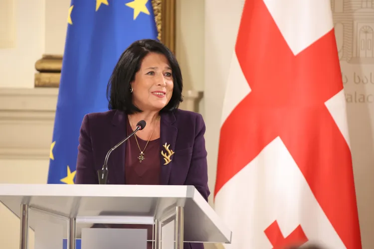 Zurabișvili contestă alegerile, cheamă la proteste (sursa: Facebook/Salome Zourabichvili)