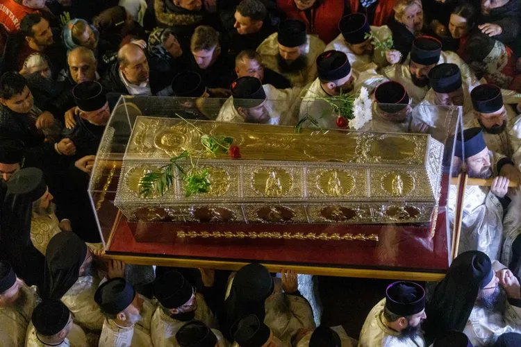 Sfânta Parascheva, pelerinaj record la Iași (sursa: Facebook/Agenția de știri Basilica)