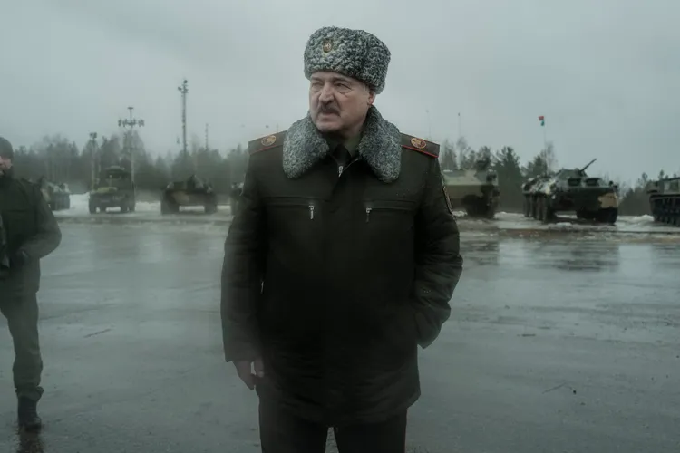 Lukașenko se delimitează de Putin într-o declarație oficială: Armata din Belarus nu ia parte la „operațiunea specială” din Ucraina