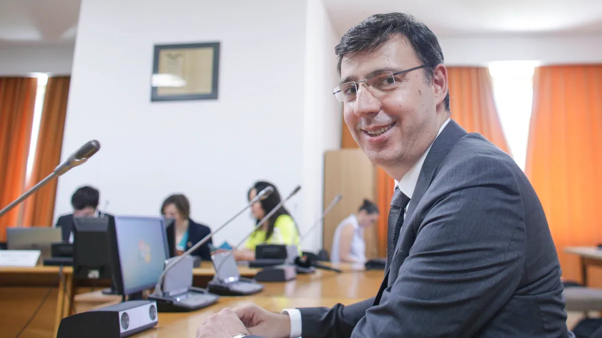 Mișa, ministrul de Finanțe al lui Dragnea, recompensat de Burduja cu o sinecură la RATEN Foto: Inquam/Octav Ganea