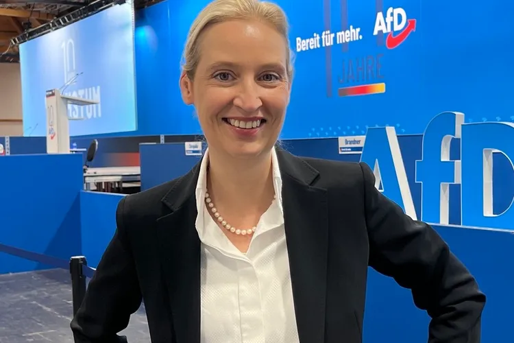 Alice Weidel, extremism și identitate confuză (sursa: Facebook/Alice Weidel)