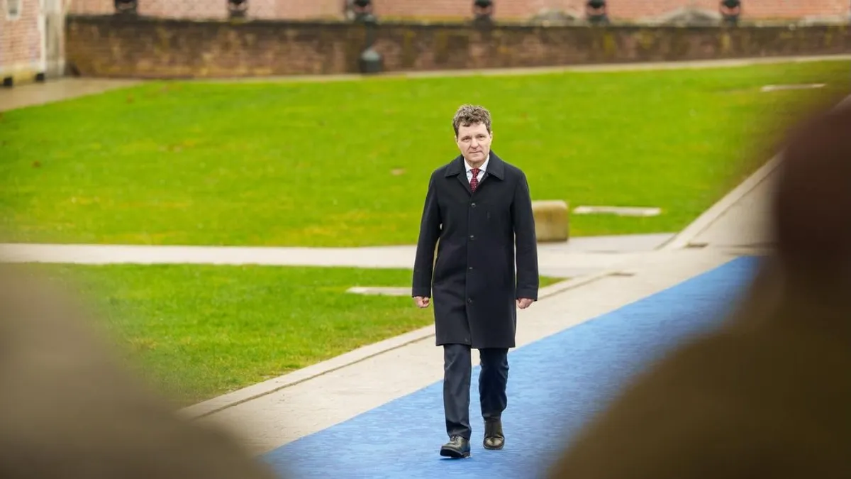 Peste 40% dintre cei chestionați vor ca Nicușor Dan să fie neutru în conflictul PSD-Bolojan Foto: Facebook