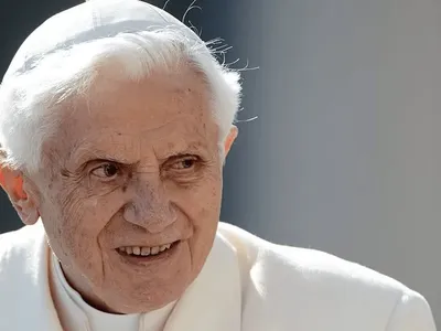 Papa emerit Benedict XVI a murit (sursa: BBC)