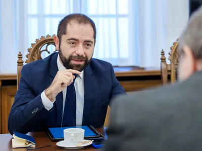 Spre deosebire de optimistul Nazare, consilierul prezidențial Burnete estimează o cădere a PIB-ului