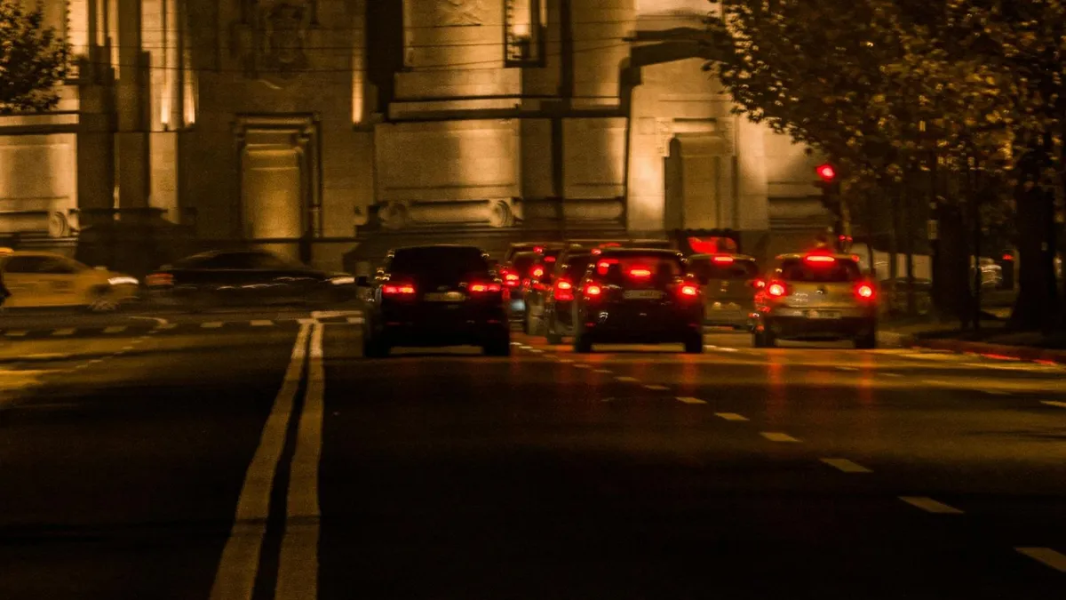 Dieselul pierde teren, hibridele câștigă energie (sursa: Pexels/Ene Marius)