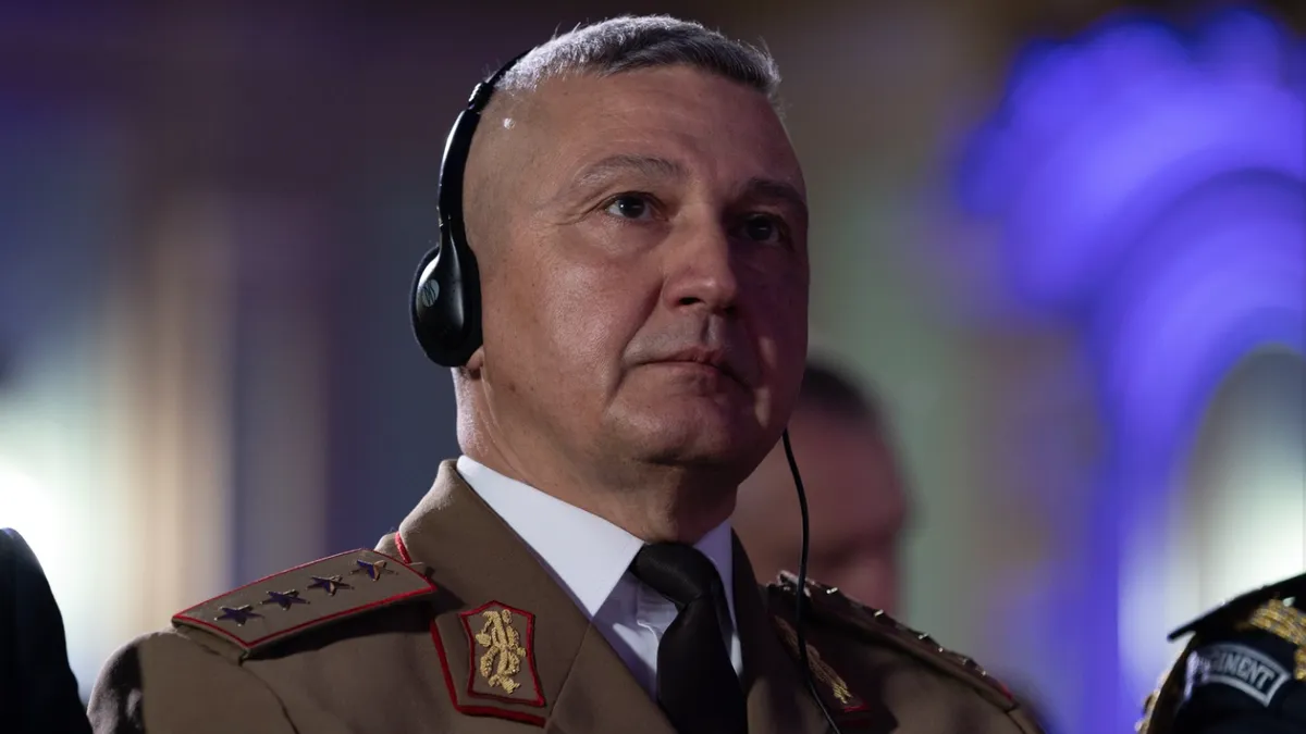 Breșele de securitate IT din MApN de care au profitat hackerii ruși i-au fost semnalate generalului Vlad, șeful Statului Major. Acesta le-a ignorat (sursa: Facebook/Șeful Statului Major al Apărării)