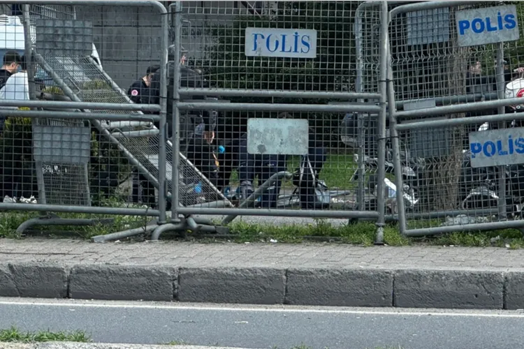 Atac armat la Istanbul, trei suspecți uciși (sursa: aa.com.tr)