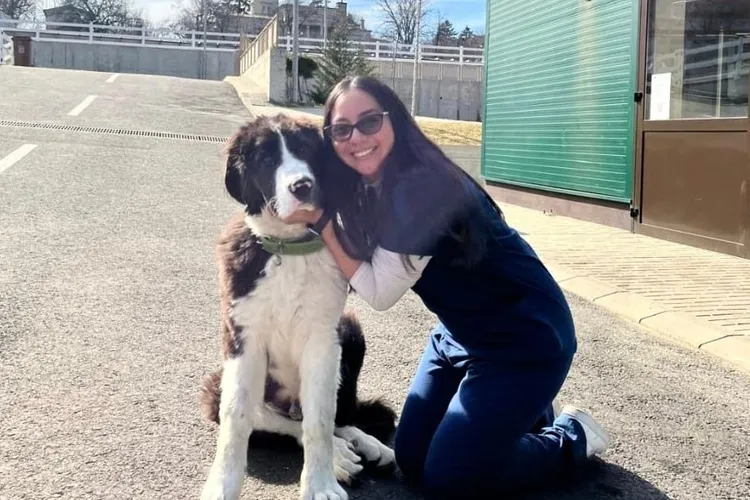 Din Belize la Iași pentru Medicina Veterinară (sursa: ziaruldeiasi.ro)