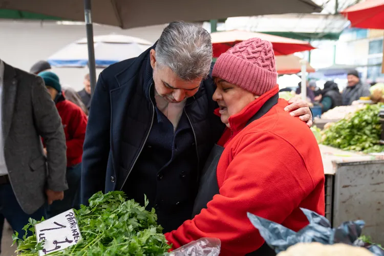 Un deputat propune suspendarea subvenției pentru partide, în 2026 și 2027 Foto: Facebook Marcel Ciolacu