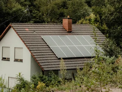 Panourile solare, vulnerabile în fața hackerilor (sursa: Pexels/Carolin Wenske)