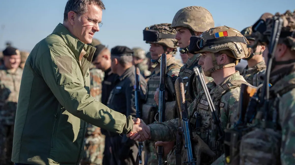 Apărarea cere exceptare de la tăieri bugetare (sursa: Facebook/Ionuț Moșteanu)