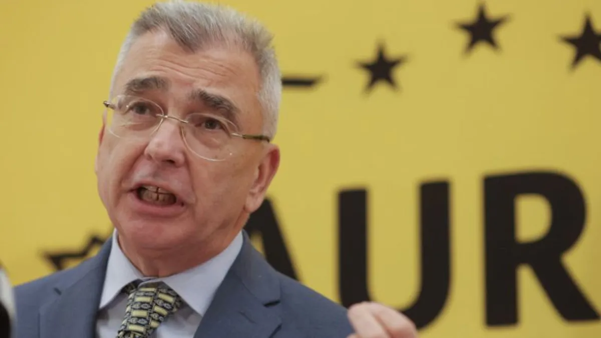 Auristul Petrișor Peiu, fost consilier al lui Adrian Năstase, crede că ar fi bun de premier. Dar Simion ar fi și mai bun, spune el – poza 1