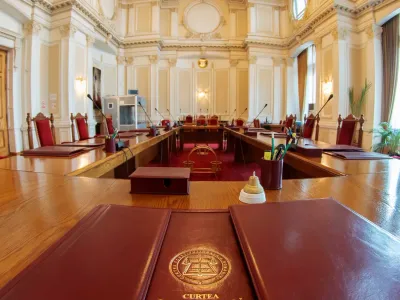 Judecătorii CCR amână din nou Legea privind pensiile speciale ale magistraților Foto: CCR