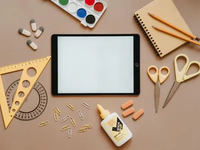 Începutul școlii, costul unui ghiozdan complet (sursa: Pexels/olia danilevich)