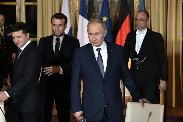 Zelenski a acceptat negocieri cu Putin. În imagini, negocierile de la Paris din decembrie 2019 (sursa: kremlin.ru)