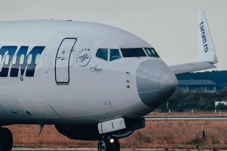 TAROM, zboruri interne de la 27 de euro (sursa: Pexels/Ene Marius)