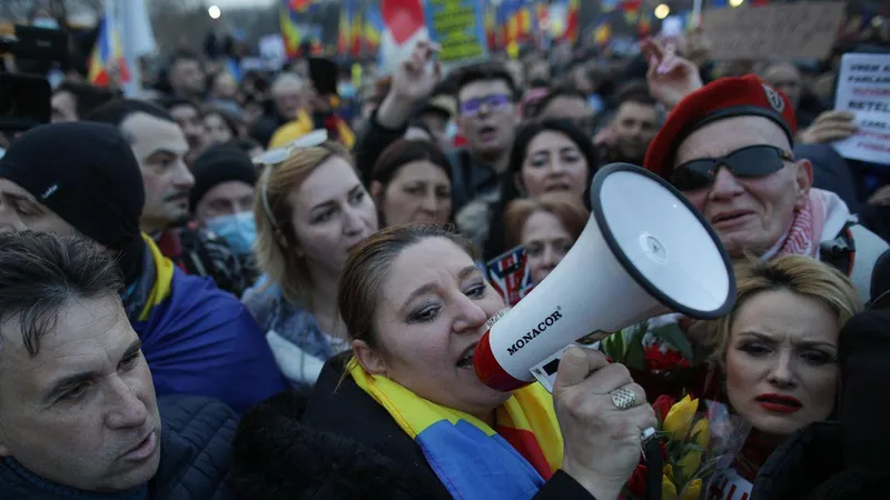 Guvernul mai poate impune restricții pe durata starii de alertă Foto: Inquam/ Octav Ganea