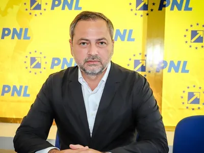 Motreanu demolează proiectul de abrogare a pensiilor parlamentarilor Foto: Facebook