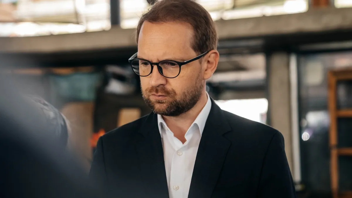 USR amenință PSD cu ruperea colaborării (sursa: Facebook/Dominic Fritz)