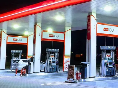 Lukoil, sancționată de SUA, nederanjată de autoritățile române (sursa: Facebook/LUKOIL Romania)