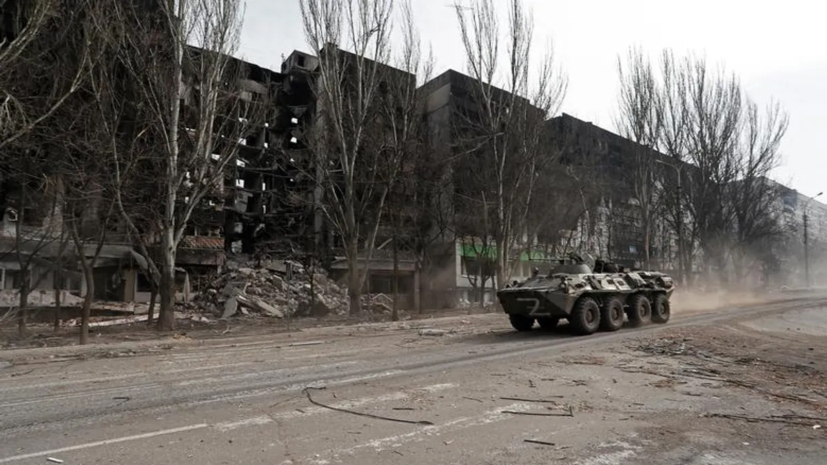 Orașul ucrainean Cernihiv, distrus în mare parte (sursa: Reuters)