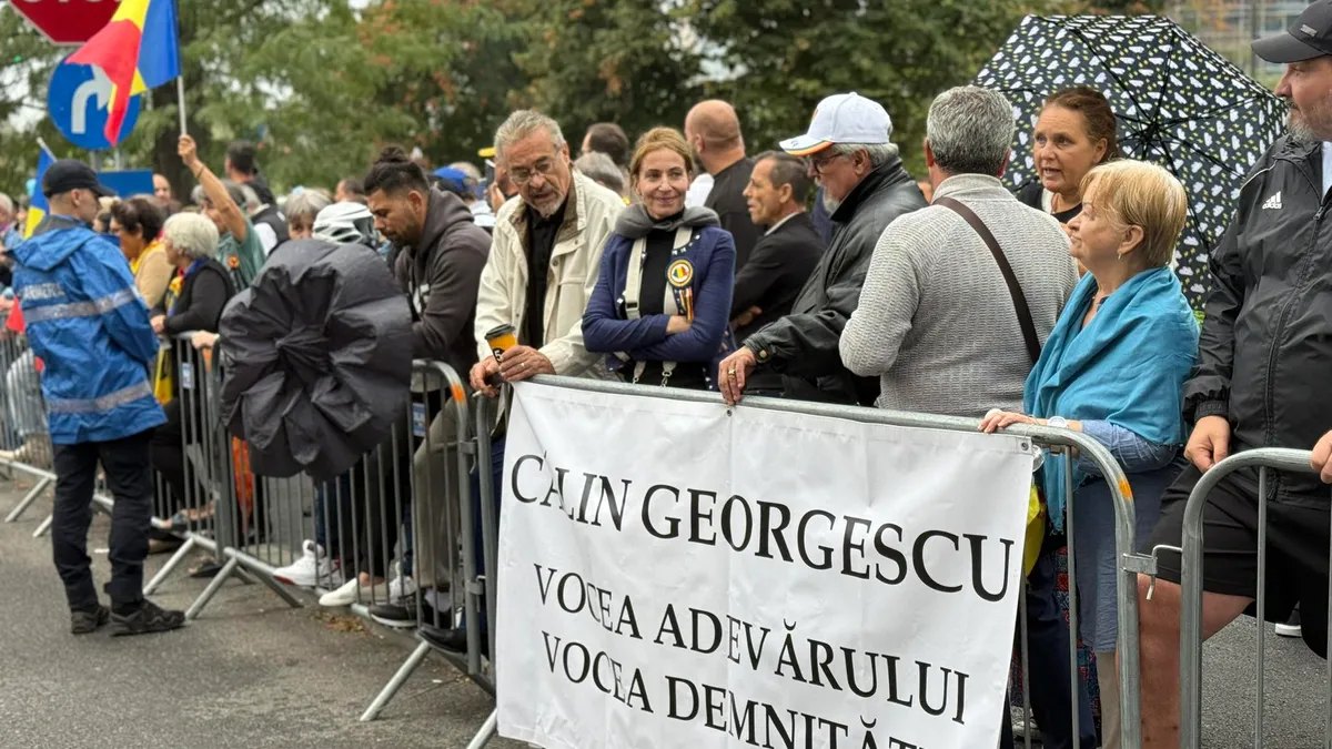 Patrioții auriști, cei mai ostili serviciului militar pe bază de voluntariat Foto: Facebook AUR