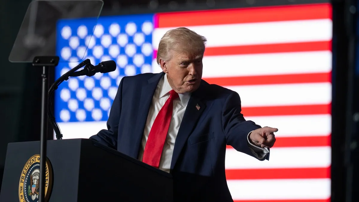 Trump interzice Rusiei accesul la petrolul Venezuelei (sursa: Facebook/The White House)