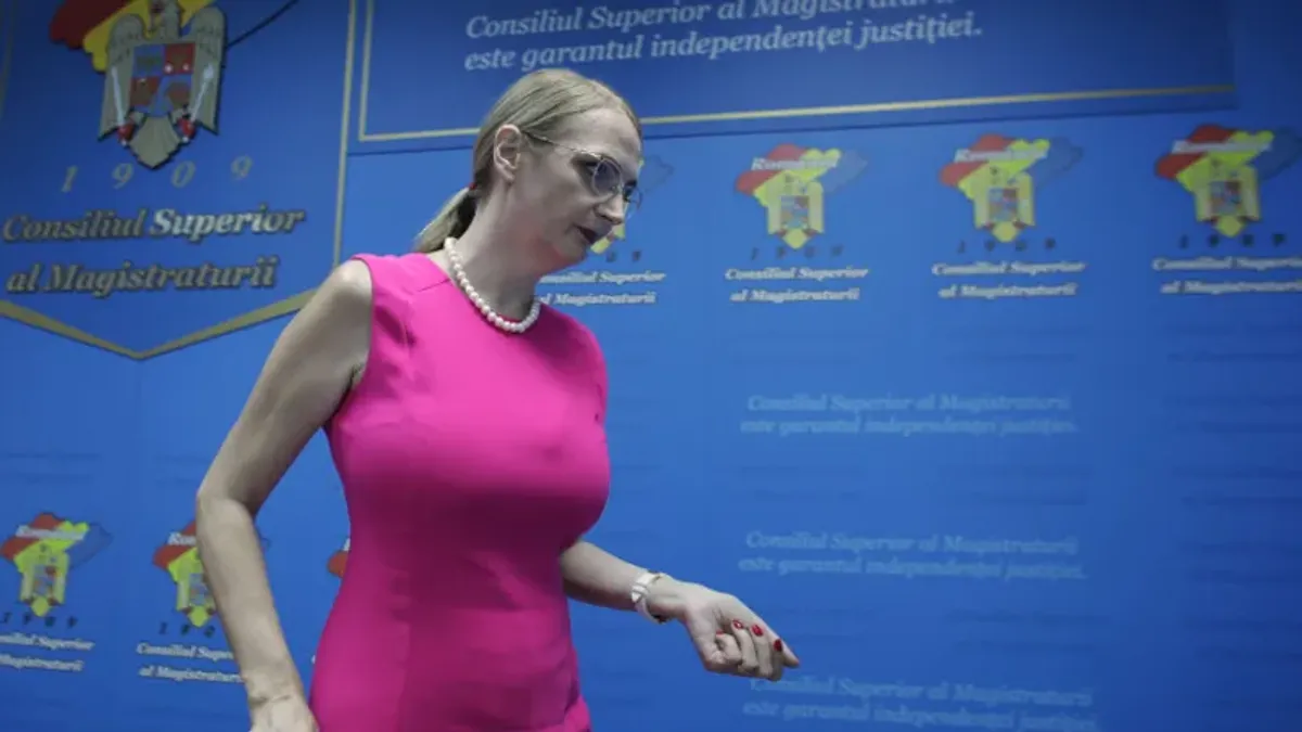Savonea, controversata șefă a ICCJ, refuză să discute cu ministrul Justiției Foto: Inquam/Octav Ganea