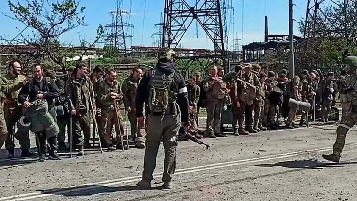 Eroii de la Mariupol vor fi judecați de ruși (sura: hellosolar.info)