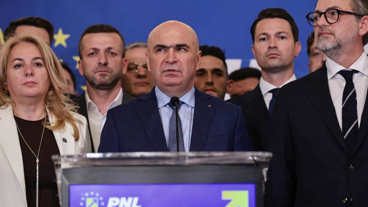 Congresul PNL, Bolojan versus Veștea (sursa: Facebook/Partidul Naţional Liberal)